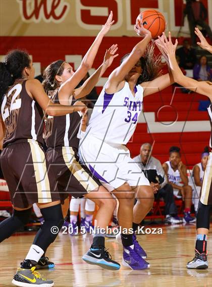 Thumbnail 1 in West Torrance vs. St. Anthony (Battle at the Beach Classic) photogallery.