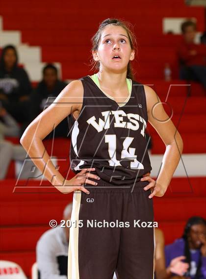 Thumbnail 3 in West Torrance vs. St. Anthony (Battle at the Beach Classic) photogallery.