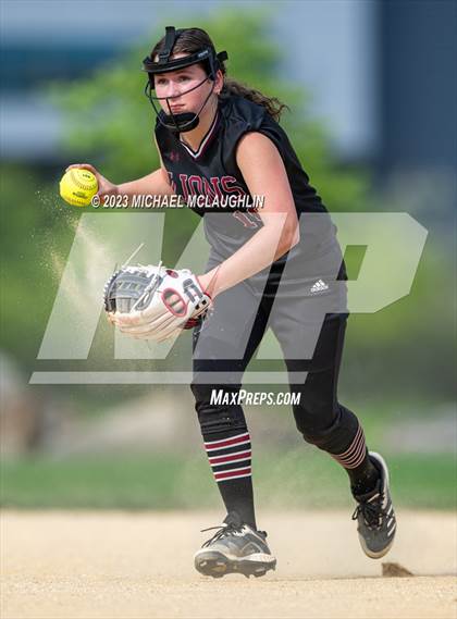 Thumbnail 2 in Berkeley Carroll vs Brearley (AAIS Quarterfinals) photogallery.