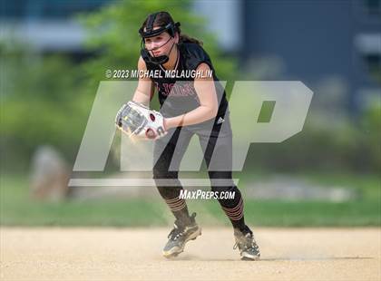 Thumbnail 3 in Berkeley Carroll vs Brearley (AAIS Quarterfinals) photogallery.