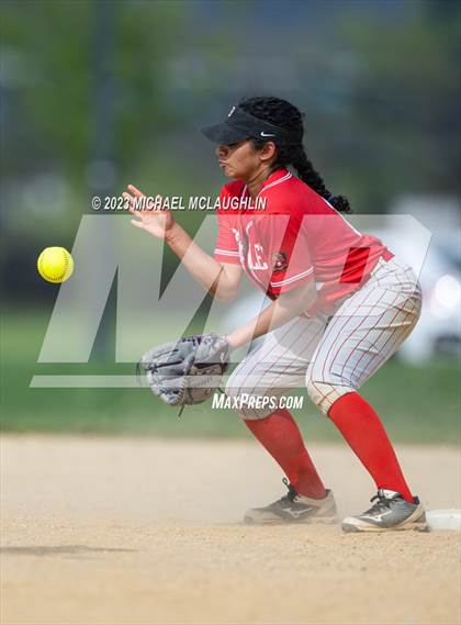 Thumbnail 2 in Berkeley Carroll vs Brearley (AAIS Quarterfinals) photogallery.