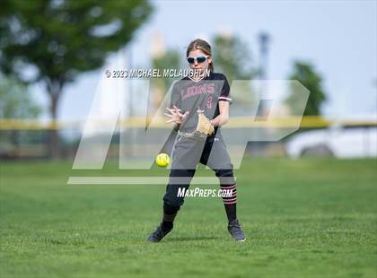 Thumbnail 3 in Berkeley Carroll vs Brearley (AAIS Quarterfinals) photogallery.