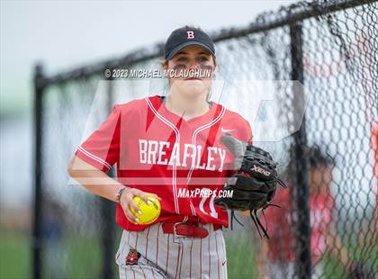 Thumbnail 3 in Berkeley Carroll vs Brearley (AAIS Quarterfinals) photogallery.