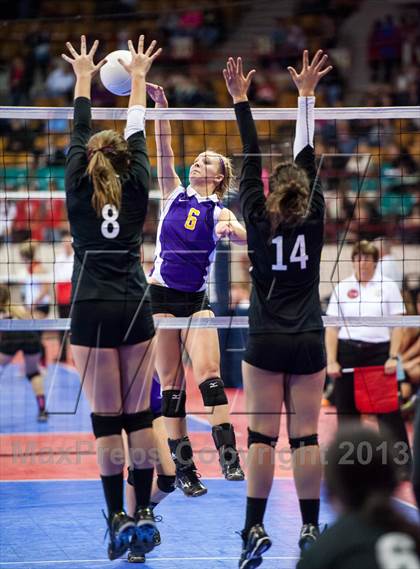 Thumbnail 2 in Fowler vs. Swink (CHSAA 2A Pool 3) photogallery.