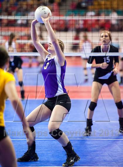 Thumbnail 1 in Fowler vs. Swink (CHSAA 2A Pool 3) photogallery.