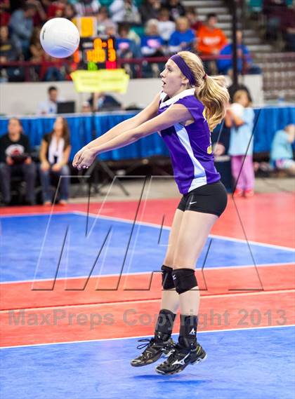 Thumbnail 1 in Fowler vs. Swink (CHSAA 2A Pool 3) photogallery.