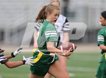 Thumbnail 1 in Lakewood @ Bear Creek photogallery.