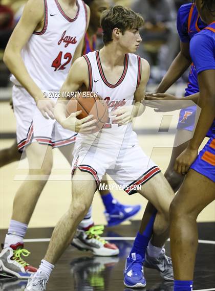 Thumbnail 2 in Jefferson City vs East St Louis (Norm Stewart Classic) photogallery.