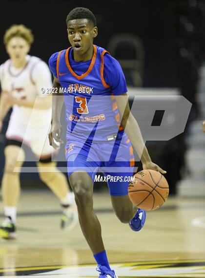 Thumbnail 2 in Jefferson City vs East St Louis (Norm Stewart Classic) photogallery.