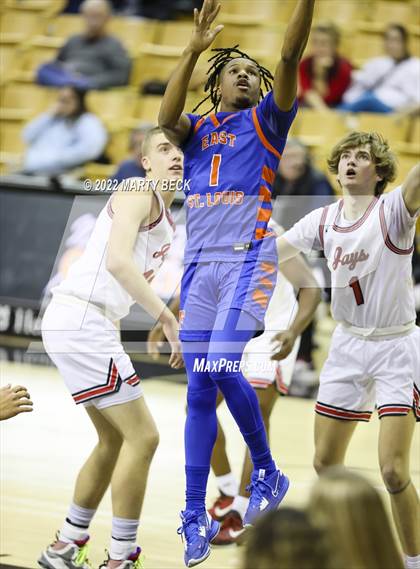 Thumbnail 2 in Jefferson City vs East St Louis (Norm Stewart Classic) photogallery.