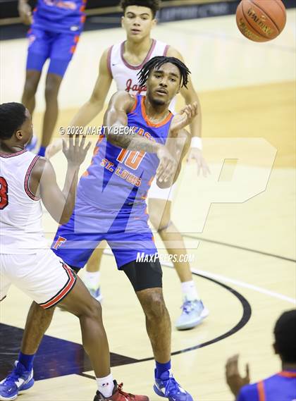 Thumbnail 2 in Jefferson City vs East St Louis (Norm Stewart Classic) photogallery.