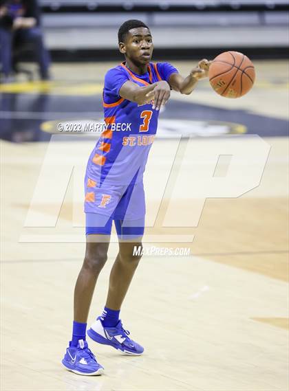 Thumbnail 1 in Jefferson City vs East St Louis (Norm Stewart Classic) photogallery.