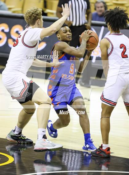 Thumbnail 2 in Jefferson City vs East St Louis (Norm Stewart Classic) photogallery.