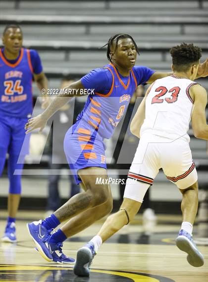 Thumbnail 1 in Jefferson City vs East St Louis (Norm Stewart Classic) photogallery.