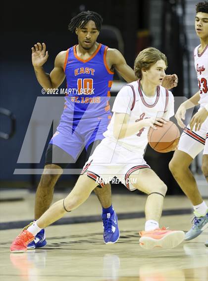 Thumbnail 2 in Jefferson City vs East St Louis (Norm Stewart Classic) photogallery.