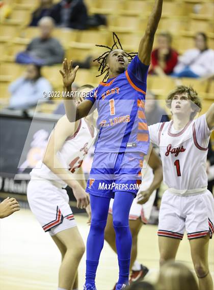 Thumbnail 3 in Jefferson City vs East St Louis (Norm Stewart Classic) photogallery.