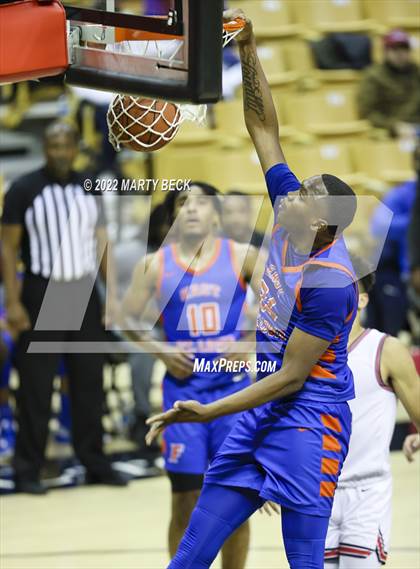 Thumbnail 2 in Jefferson City vs East St Louis (Norm Stewart Classic) photogallery.
