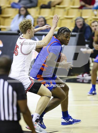Thumbnail 2 in Jefferson City vs East St Louis (Norm Stewart Classic) photogallery.