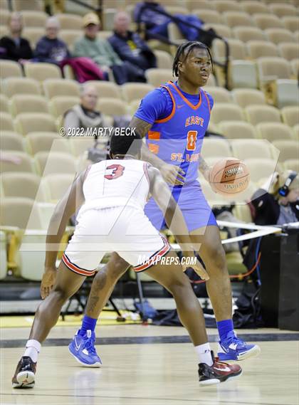 Thumbnail 1 in Jefferson City vs East St Louis (Norm Stewart Classic) photogallery.