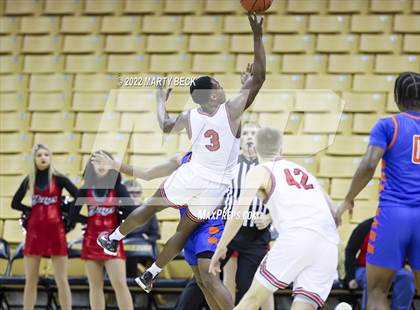 Thumbnail 2 in Jefferson City vs East St Louis (Norm Stewart Classic) photogallery.