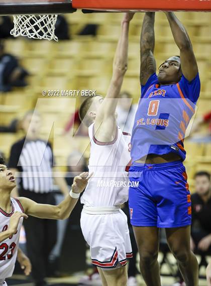 Thumbnail 3 in Jefferson City vs East St Louis (Norm Stewart Classic) photogallery.