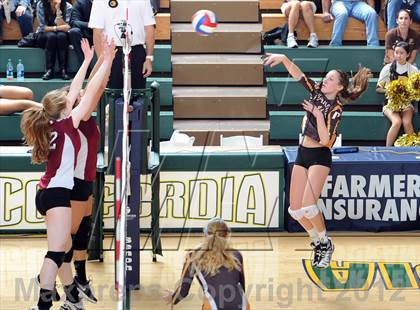 Thumbnail 1 in Parker vs. Sacred Heart Prep (CIF State D4 Final) photogallery.