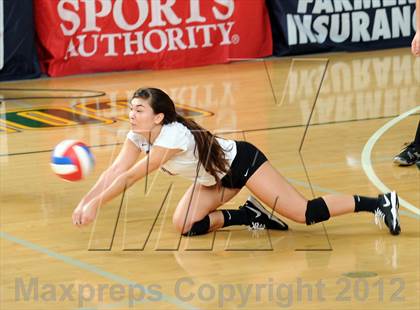 Thumbnail 3 in Parker vs. Sacred Heart Prep (CIF State D4 Final) photogallery.