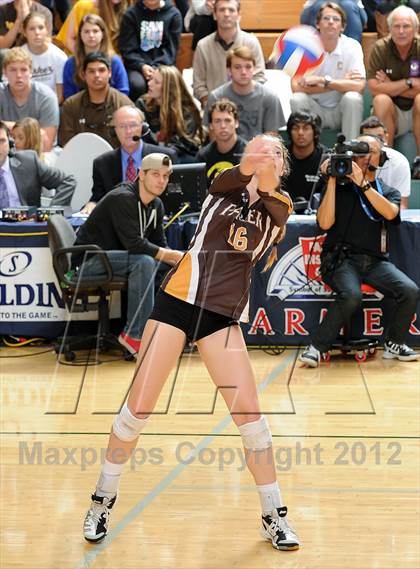 Thumbnail 2 in Parker vs. Sacred Heart Prep (CIF State D4 Final) photogallery.