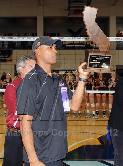 Thumbnail 2 in Parker vs. Sacred Heart Prep (CIF State D4 Final) photogallery.
