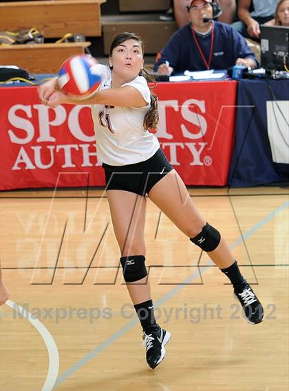 Thumbnail 3 in Parker vs. Sacred Heart Prep (CIF State D4 Final) photogallery.