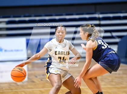 Thumbnail 2 in Barrington vs. St. Mary Academy-Bay View (RIIL Final Four) photogallery.