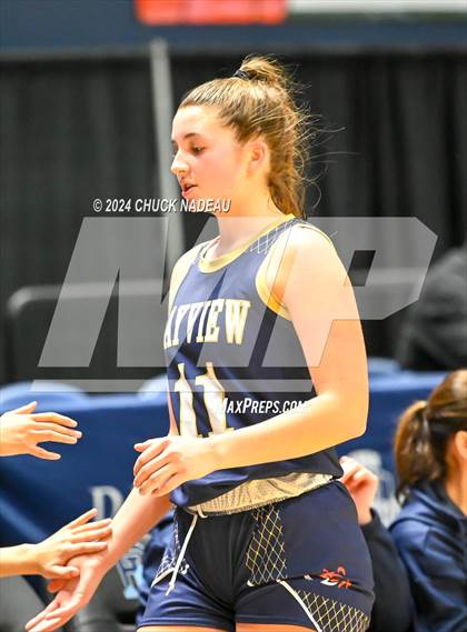 Thumbnail 3 in Barrington vs. St. Mary Academy-Bay View (RIIL Final Four) photogallery.