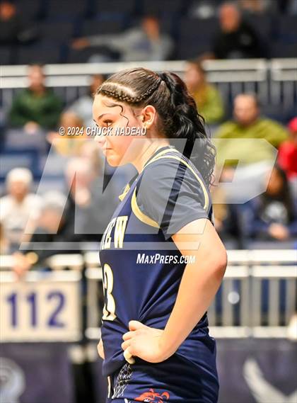 Thumbnail 2 in Barrington vs. St. Mary Academy-Bay View (RIIL Final Four) photogallery.