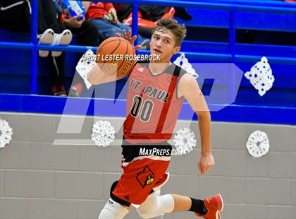 Thumbnail 2 in Falls City vs. St. Paul (Falls City Basketball Tournament) photogallery.