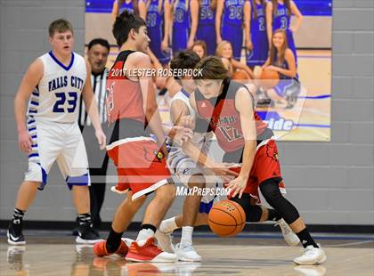 Thumbnail 2 in Falls City vs. St. Paul (Falls City Basketball Tournament) photogallery.
