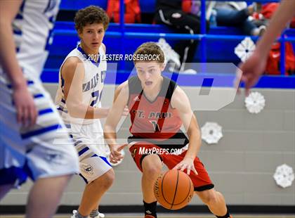 Thumbnail 2 in Falls City vs. St. Paul (Falls City Basketball Tournament) photogallery.