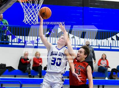 Thumbnail 3 in Falls City vs. St. Paul (Falls City Basketball Tournament) photogallery.