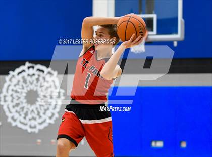 Thumbnail 2 in Falls City vs. St. Paul (Falls City Basketball Tournament) photogallery.