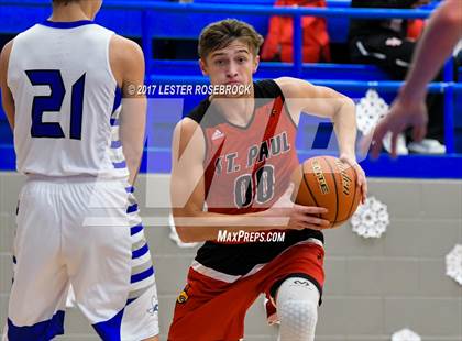 Thumbnail 1 in Falls City vs. St. Paul (Falls City Basketball Tournament) photogallery.