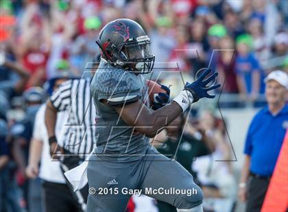 Thumbnail 2 in Bishop Moore vs Wakulla (FHSAA Class 5A Final) photogallery.