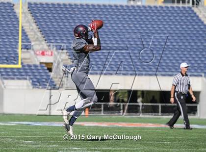 Thumbnail 1 in Bishop Moore vs Wakulla (FHSAA Class 5A Final) photogallery.