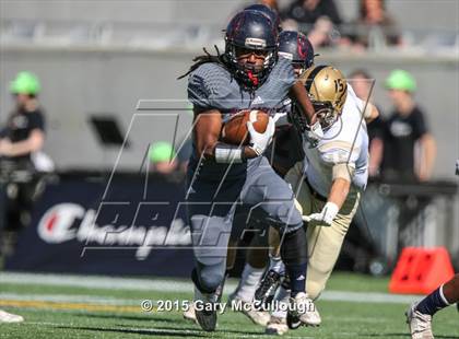 Thumbnail 3 in Bishop Moore vs Wakulla (FHSAA Class 5A Final) photogallery.