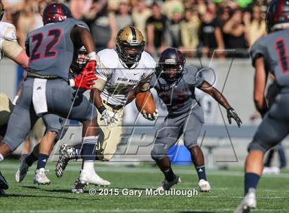 Thumbnail 1 in Bishop Moore vs Wakulla (FHSAA Class 5A Final) photogallery.