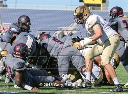 Thumbnail 2 in Bishop Moore vs Wakulla (FHSAA Class 5A Final) photogallery.