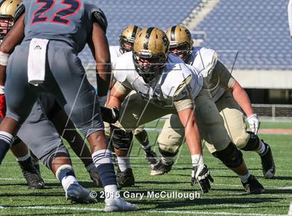 Thumbnail 3 in Bishop Moore vs Wakulla (FHSAA Class 5A Final) photogallery.
