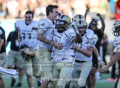 Thumbnail 3 in Bishop Moore vs Wakulla (FHSAA Class 5A Final) photogallery.
