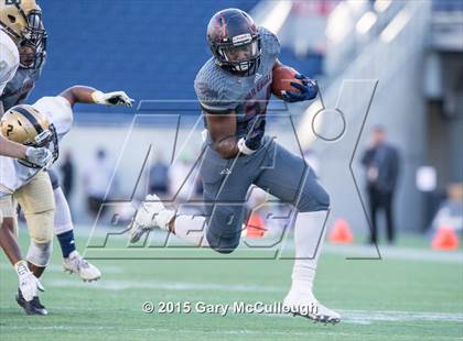 Thumbnail 2 in Bishop Moore vs Wakulla (FHSAA Class 5A Final) photogallery.