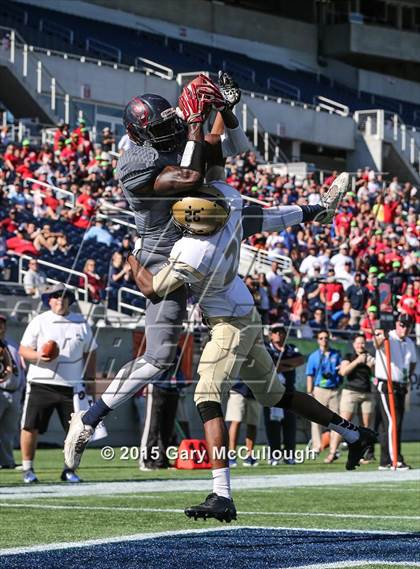 Thumbnail 2 in Bishop Moore vs Wakulla (FHSAA Class 5A Final) photogallery.