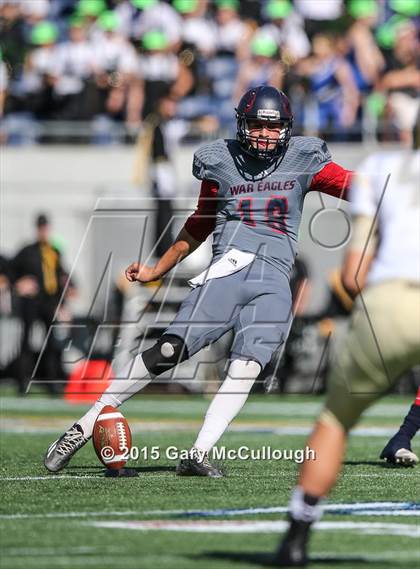 Thumbnail 2 in Bishop Moore vs Wakulla (FHSAA Class 5A Final) photogallery.