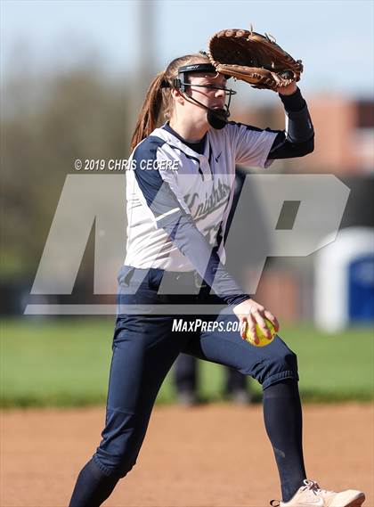 Thumbnail 1 in Sutherland @ Spencerport photogallery.